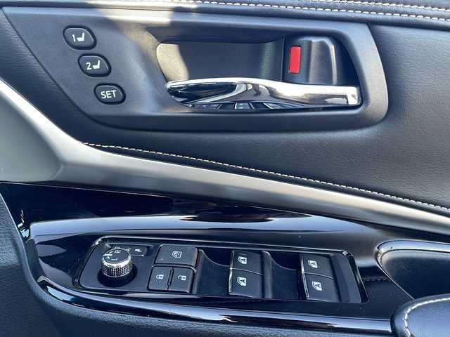 トヨタ ハリアー プログレス メタル&レザーP 鹿児島県 2019(平31)年 7.5万km 白 サンルーフ/JBLサウンド/パワーバックドア/前後ドライブレコーダー/純正ナビ/全方位バックカメラ/ETC/本革シート/パワーシート/衝突被害軽減装置/横滑り防止装置/盗難防止装置/レーンキープアシスト/オートライト/コーナーセンサー/スペアキー