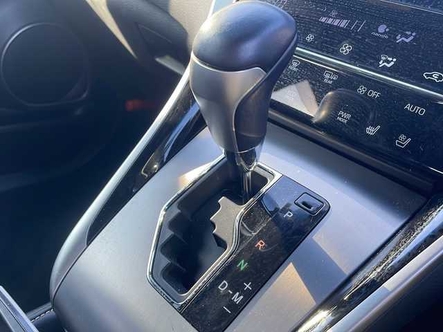 トヨタ ハリアー プログレス メタル&レザーP 鹿児島県 2019(平31)年 7.5万km 白 サンルーフ/JBLサウンド/パワーバックドア/前後ドライブレコーダー/純正ナビ/全方位バックカメラ/ETC/本革シート/パワーシート/衝突被害軽減装置/横滑り防止装置/盗難防止装置/レーンキープアシスト/オートライト/コーナーセンサー/スペアキー