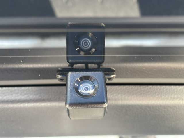 トヨタ ハリアー プログレス メタル&レザーP 鹿児島県 2019(平31)年 7.5万km 白 サンルーフ/JBLサウンド/パワーバックドア/前後ドライブレコーダー/純正ナビ/全方位バックカメラ/ETC/本革シート/パワーシート/衝突被害軽減装置/横滑り防止装置/盗難防止装置/レーンキープアシスト/オートライト/コーナーセンサー/スペアキー