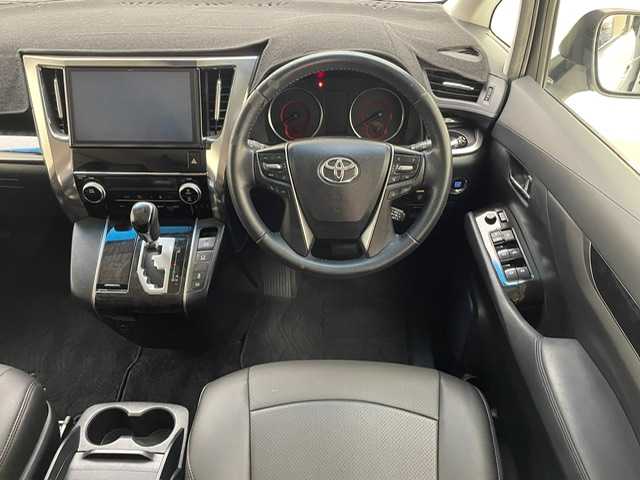 トヨタ ヴェルファイア Z 兵庫県 2018(平30)年 8.1万km ホワイトパールクリスタルシャイン 純正SDナビ(CD/DVD/Bluetooth/フルセグ)/バックカメラ/両側パワースライドドア/追従型クルーズコントロール/前後コーナーセンサー/レーンキープアシスト/オートライト/オートマチックハイビーム/LEDヘッドライト/純正18インチアルミホイール/純正フロアマット/ドライブレコーダー/電子パーキングブレーキ/ブレーキホールド/ETC2.0