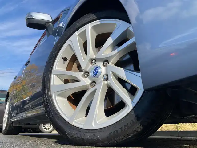 スバル レヴォーグ 1．6GT アイサイト Sスタイル 静岡県 2015(平27)年 8.1万km スティールブルーグレーM EyeSight/社外ディスプレイオーディオ(FH-9200DVD)/　AM FM CD DVD Bluetooth USB AUX/ETC/LEDオートヘッドランプ/レーダークルーズコントロール/純正18インチアルミホイール/電動パーキングブレーキ/スマートキー＆プッシュスタート/パドルシフト/アイドリングストップ/前方ドライブレコーダー/パワーシート(運転席)/4WDターボ