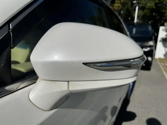 トヨタ クラウン ロイヤル ロイヤルサルーン 兵庫県 2013(平25)年 12.8万km ホワイトパールクリスタルシャイン (株)IDOMが運営する【じしゃロン西宮店】の自社ローン専用車両になります。こちらは現金またはオートローンご利用時の価格です。自社ローンご希望の方は別途その旨お申付け下さい/プッシュスタート/スマートキー/MTモード付AT /パワーシート/パワーステアリング/パワーウィンドウ/ETCビルトイン/純正ナビ/Bluetooth/バックカメラ/フルセグTV/クルーズコントロール/リアサンシェード/コーナーセンサー前後/電格ミラー