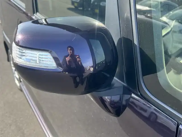 ホンダ Ｎ ＢＯＸ カスタム G SSパッケージ 秋田県 2017(平29)年 7.2万km プレミアムベルベットパープル・パール ４WD/両側パワースライドドア/衝突軽減システム/社外メモリナビ（DVD/CD/BT/AM/FM）/フルセグ（走行中視聴可能）/バックカメラ/ホンダ純正１４インチアルミ（夏タイヤ装着）/スマートキー/アイドリングストップ/プッシュスタート/ステアリングスイッチ/前席シートヒーター/ビルトインETC/純正フロアマット/社外ドアバイザー/オートライト/オートエアコン/パワーステアリング/パワーウィンドウ/横滑り防止/盗難防止装置/寒冷地仕様/電動格納ウィンカーミラー/保証書/取扱説明書/記録簿