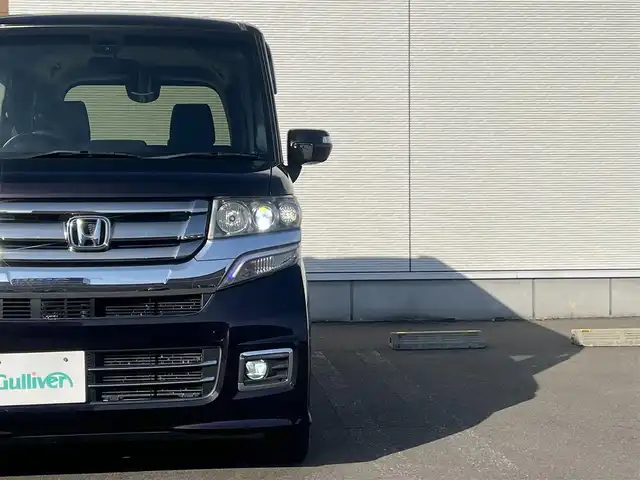 ホンダ Ｎ ＢＯＸ カスタム G SSパッケージ 秋田県 2017(平29)年 7.2万km プレミアムベルベットパープル・パール ４WD/両側パワースライドドア/衝突軽減システム/社外メモリナビ（DVD/CD/BT/AM/FM）/フルセグ（走行中視聴可能）/バックカメラ/ホンダ純正１４インチアルミ（夏タイヤ装着）/スマートキー/アイドリングストップ/プッシュスタート/ステアリングスイッチ/前席シートヒーター/ビルトインETC/純正フロアマット/社外ドアバイザー/オートライト/オートエアコン/パワーステアリング/パワーウィンドウ/横滑り防止/盗難防止装置/寒冷地仕様/電動格納ウィンカーミラー/保証書/取扱説明書/記録簿