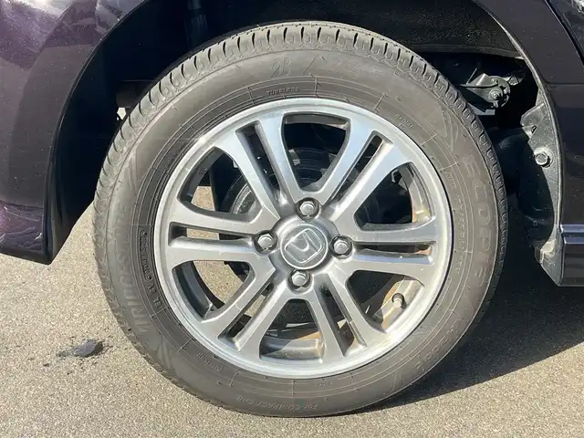 ホンダ Ｎ ＢＯＸ カスタム G SSパッケージ 秋田県 2017(平29)年 7.2万km プレミアムベルベットパープル・パール ４WD/両側パワースライドドア/衝突軽減システム/社外メモリナビ（DVD/CD/BT/AM/FM）/フルセグ（走行中視聴可能）/バックカメラ/ホンダ純正１４インチアルミ（夏タイヤ装着）/スマートキー/アイドリングストップ/プッシュスタート/ステアリングスイッチ/前席シートヒーター/ビルトインETC/純正フロアマット/社外ドアバイザー/オートライト/オートエアコン/パワーステアリング/パワーウィンドウ/横滑り防止/盗難防止装置/寒冷地仕様/電動格納ウィンカーミラー/保証書/取扱説明書/記録簿