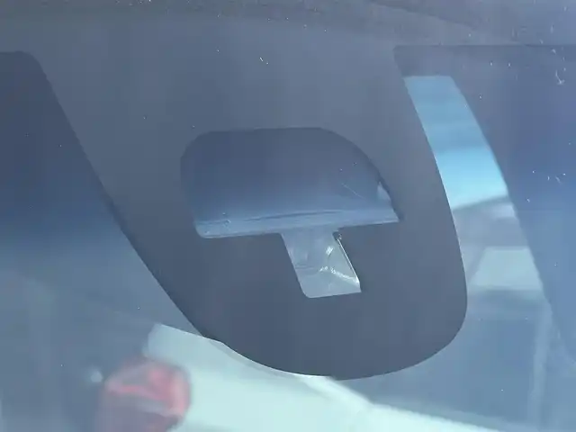 ホンダ Ｎ ＢＯＸ カスタム G SSパッケージ 秋田県 2017(平29)年 7.2万km プレミアムベルベットパープル・パール ４WD/両側パワースライドドア/衝突軽減システム/社外メモリナビ（DVD/CD/BT/AM/FM）/フルセグ（走行中視聴可能）/バックカメラ/ホンダ純正１４インチアルミ（夏タイヤ装着）/スマートキー/アイドリングストップ/プッシュスタート/ステアリングスイッチ/前席シートヒーター/ビルトインETC/純正フロアマット/社外ドアバイザー/オートライト/オートエアコン/パワーステアリング/パワーウィンドウ/横滑り防止/盗難防止装置/寒冷地仕様/電動格納ウィンカーミラー/保証書/取扱説明書/記録簿