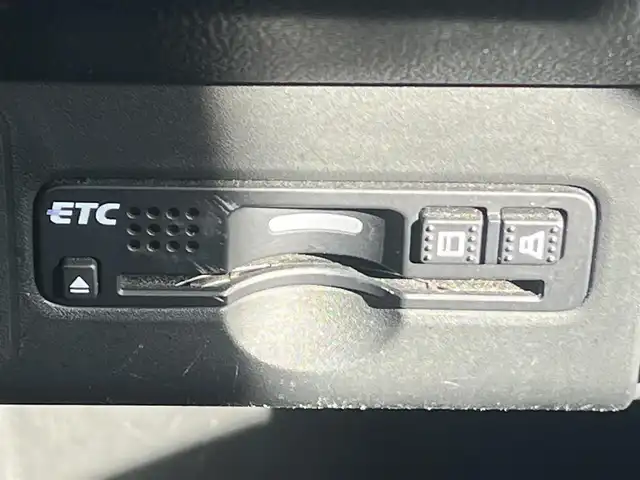 ホンダ Ｎ ＢＯＸ カスタム G SSパッケージ 秋田県 2017(平29)年 7.2万km プレミアムベルベットパープル・パール ４WD/両側パワースライドドア/衝突軽減システム/社外メモリナビ（DVD/CD/BT/AM/FM）/フルセグ（走行中視聴可能）/バックカメラ/ホンダ純正１４インチアルミ（夏タイヤ装着）/スマートキー/アイドリングストップ/プッシュスタート/ステアリングスイッチ/前席シートヒーター/ビルトインETC/純正フロアマット/社外ドアバイザー/オートライト/オートエアコン/パワーステアリング/パワーウィンドウ/横滑り防止/盗難防止装置/寒冷地仕様/電動格納ウィンカーミラー/保証書/取扱説明書/記録簿