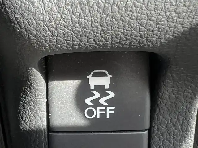 ホンダ Ｎ ＢＯＸ カスタム G SSパッケージ 秋田県 2017(平29)年 7.2万km プレミアムベルベットパープル・パール ４WD/両側パワースライドドア/衝突軽減システム/社外メモリナビ（DVD/CD/BT/AM/FM）/フルセグ（走行中視聴可能）/バックカメラ/ホンダ純正１４インチアルミ（夏タイヤ装着）/スマートキー/アイドリングストップ/プッシュスタート/ステアリングスイッチ/前席シートヒーター/ビルトインETC/純正フロアマット/社外ドアバイザー/オートライト/オートエアコン/パワーステアリング/パワーウィンドウ/横滑り防止/盗難防止装置/寒冷地仕様/電動格納ウィンカーミラー/保証書/取扱説明書/記録簿