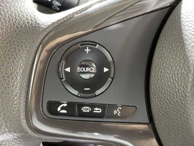 ホンダ Ｎ ＢＯＸ G L ホンダセンシング 沖縄県 2018(平30)年 7.5万km モーニングミストブルーM 禁煙車　/県外仕入　/純正ナビ　/（Ｂｌｕｅｔｏｏｔｈ接続　ＣＤ　ＤＶＤ再生）　/パワースライドドア/ホンダセンシング　/クルーズコントロール/衝突軽減ブレーキ　/誤発進抑制機能　/車線逸脱抑制機能　　/バックカメラ　/コーナーセンサー/ＥＴＣ　/ＬＥＤヘッドライト　/オートライト/純正フロア