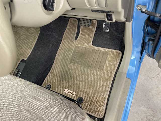 ダイハツ タント X 群馬県 2010(平22)年 5.6万km ファインブルーマイカメタリック ＳＤナビ　ビルトインＥＴＣ　フルセグＴＶ　ミュージックプレイヤー接続　電動スライドドア　電動格納ミラー　ＡＢＳ　横滑り防止装置　ハロゲンヘッドライト　エアコン　スマートキー　純正フロアマット　禁煙車