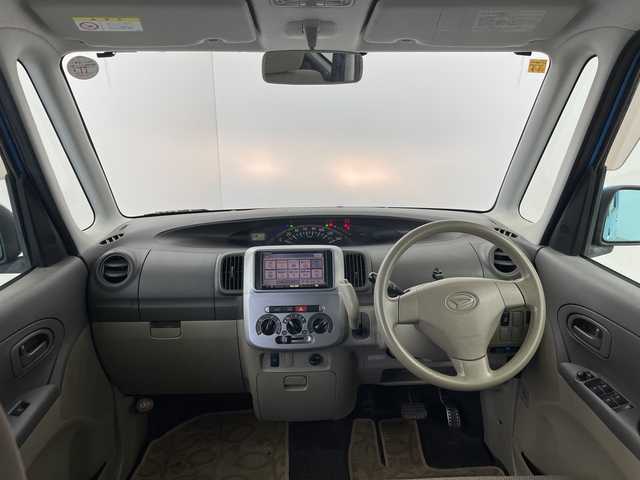 ダイハツ タント X 群馬県 2010(平22)年 5.6万km ファインブルーマイカメタリック ＳＤナビ　ビルトインＥＴＣ　フルセグＴＶ　ミュージックプレイヤー接続　電動スライドドア　電動格納ミラー　ＡＢＳ　横滑り防止装置　ハロゲンヘッドライト　エアコン　スマートキー　純正フロアマット　禁煙車