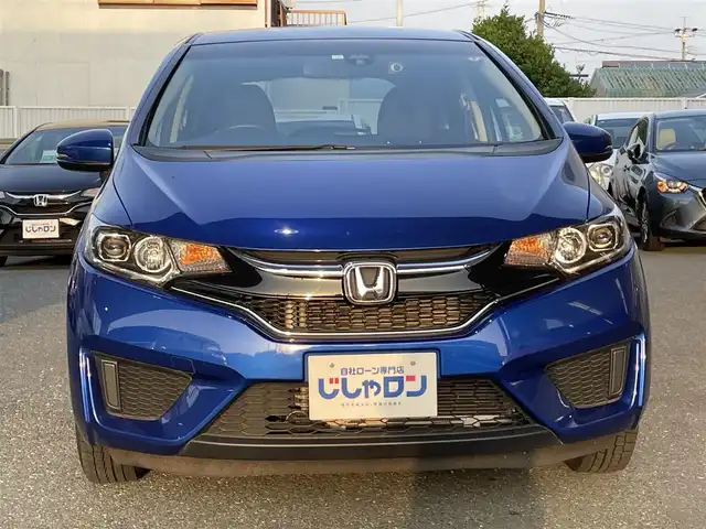 ホンダ フィット 13G Lパッケージ 愛知県 2016(平28)年 3.6万km 青 (株)IDOMが運営する【じしゃロン豊川店】の自社ローン専用車両になります。こちらは現金またはオートローンご利用時の価格です。自社ローンご希望の方は別途その旨お申付け下さい/ワンオーナー/純正メモリナビ（VXM-164VFi）/フルセグTV/DVD/Bluetoothオーディオ/衝突被害軽減ブレーキ/バックカメラ/ドライブレコーダー（FT-DRZERO）/Lパッケージ/LEDヘッドライト/クルーズコントロール/純正フロアマット/保証書/取扱説明書/スマートキー/社外アルミホイール/スタッドレスタイヤ積込