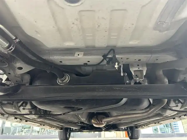 スズキ スペーシア カスタム HYBRID XS 栃木県 2020(令2)年 3.9万km ピュアホワイトパール/ブラック2トーン スズキセーフティサポート/純正9インチメモリナビ/フルセグTV/DVD/Bluetooth/USB/全方位カメラ/ビルトインETC/両側パワースライドドア/レーダークルーズコントロール/ヘッドアップディスプレイ/ハーフレザーシート/シートヒーター/LEDオートライト/フォグランプ/スマートキー×2/リアサーキュレーター/ロールサンシェード