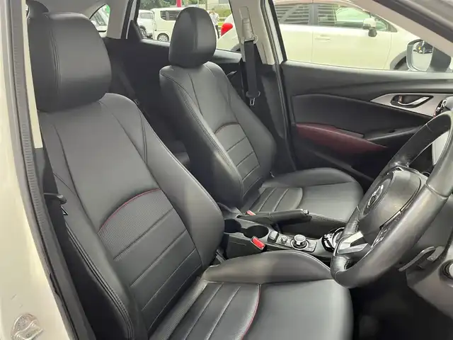 マツダ ＣＸ－３ 20S プロアクティブ 高知県 2018(平30)年 6.1万km スノーフレイクホワイトパールマイカ 純正ナビ/　Bluetooth/フルセグ/　CD/DVD/AM/FM/バックカメラ/クルーズコントロール/ドライブレコーダー/アイドリングストップ/MTモード付AT/LEDヘッドライト/コーナーセンサー/ビルトインETC/オートマチックハイビーム/プッシュスタート/スマートキー/純正フロアマット/純正18インチアルミホイール/オートライト/衝突被害軽減システム/盗難防止装置