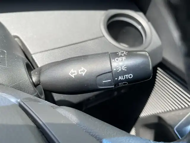 ホンダ フリード Gエアロ 福岡県 2014(平26)年 4.7万km スーパープラチナメタリック ・純正ナビ/　（ワンセグテレビ/バックカメラ/Bluetooth接続）/・ETC/・クルーズコントロール/・ドアバイザー/・片側パワースライドドア/・ウィンカーミラー/・電格ミラー/・ECON/・ワイパーデアイサー/・横滑り防止装置/・純正マット/・サマータイヤ　純正ホイール　車載　185/65R/15