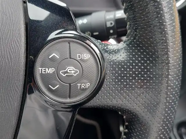 トヨタ アクア G G’s 東京都 2014(平26)年 5.2万km ライムホワイトパールクリスタルシャイン 純正ナビ/純正アルミホイール/ETC/LEDヘッドライト/ハーフレザーシート/前席シートヒーター/純正フロアマット/フルセグテレビ/プッシュスタート/キーレスエントリー/バックカメラ/Bluetooth