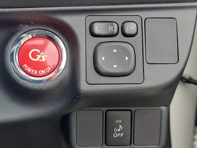 トヨタ アクア G G’s 東京都 2014(平26)年 5.2万km ライムホワイトパールクリスタルシャイン 純正ナビ/純正アルミホイール/ETC/LEDヘッドライト/ハーフレザーシート/前席シートヒーター/純正フロアマット/フルセグテレビ/プッシュスタート/キーレスエントリー/バックカメラ/Bluetooth