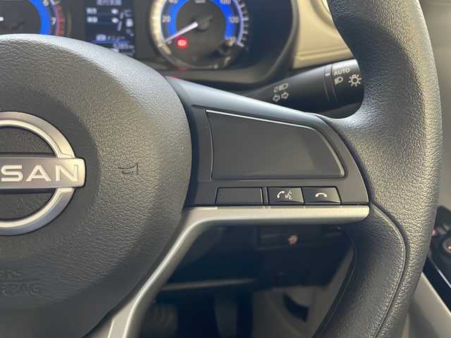 日産 デイズ X 愛知県 2024(令6)年 0.6万km 青 衝突軽減システム/純正9型ディズプレイオーディオ　ナビなし/全方位カメラ/Bluetooth/バックカメラ/コーナーセンサー/純正アルミホイール/LEDヘッドライト/オートマチックハイビーム/ステアリングスイッチ/スマートキー/プッシュスタート
