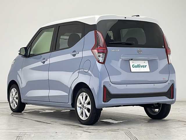 日産 デイズ X 愛知県 2024(令6)年 0.6万km 青 衝突軽減システム/純正9型ディズプレイオーディオ　ナビなし/全方位カメラ/Bluetooth/バックカメラ/コーナーセンサー/純正アルミホイール/LEDヘッドライト/オートマチックハイビーム/ステアリングスイッチ/スマートキー/プッシュスタート