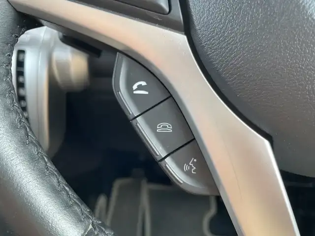 スズキ クロスビー HYBRID MZ 千葉県 2019(平31)年 5.4万km キャラバンアイボリーパールメタリック/ホワイト 2トーンルーフ 純正8インチナビ/(フルセグTV/BT/CD/DVD/FM/AM)/バックカメラ/ドライブレコーダー前後/衝突被害軽減システム/車線逸脱警報/クルーズコントロール/横滑り防止装置/ETC/ドライブレコーダー/アイドリングストップ/LEDヘッドライト/フォグランプ/オートライト/ウィンカーミラー/電動格納ミラー/純正16インチAW/シートヒーター/シートリフター/プッシュスタート/スマートキー/フロアマット/ドアバイザー/スペアキー/取扱説明書/保証書