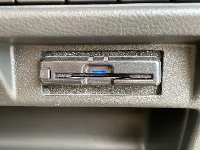 スズキ クロスビー HYBRID MZ 千葉県 2019(平31)年 5.4万km キャラバンアイボリーパールメタリック/ホワイト 2トーンルーフ 純正8インチナビ/(フルセグTV/BT/CD/DVD/FM/AM)/バックカメラ/ドライブレコーダー前後/衝突被害軽減システム/車線逸脱警報/クルーズコントロール/横滑り防止装置/ETC/ドライブレコーダー/アイドリングストップ/LEDヘッドライト/フォグランプ/オートライト/ウィンカーミラー/電動格納ミラー/純正16インチAW/シートヒーター/シートリフター/プッシュスタート/スマートキー/フロアマット/ドアバイザー/スペアキー/取扱説明書/保証書