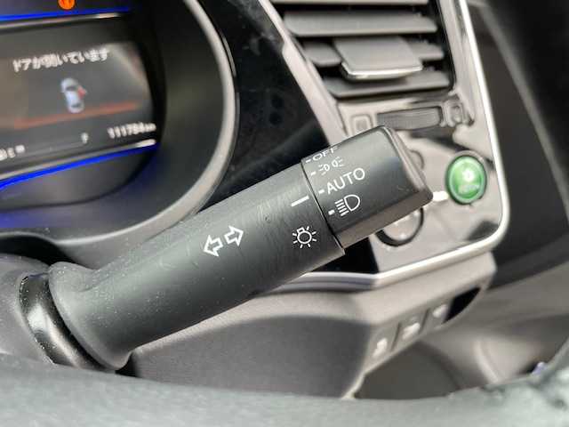 ホンダ グレイス ハイブリッド LX 青森県 2014(平26)年 11.2万km ホワイトオーキッドパール 純正ナビ(BT/ワンセグ/CD/DVD/ラジオ)/バックカメラ/クルーズコントロール/LEDヘッドライト/オートライト/前席シートヒーター/VSAエマージェンシーストップシグナル/ヒルスタートアシスト/ドライブレコーダー(前方)/スペアキー/スマートキー/新車時保証書/取扱説明書/記録簿(H29/H30/R1/R3/R5)