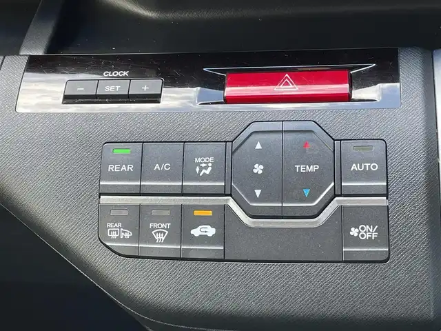 ホンダ ステップワゴン 東京都 2014(平26)年 7.7万km プレミアムスパークルブラックパール ベットキッド/社外メモリナビフルセグ　/・ＢｌｕｅｔｏｏｔｈＡｕｄｉｏ　/・CD/SD/DVD/AM/FM/両側パワースライドドア　/キセノンヘッドライト　/クルーズコントロール　/ハーフレザーシート/社外バックカメラ　/パドルシフト　/スマートキー　/純正アルミホイール/社外ETC/電動格納ミラー