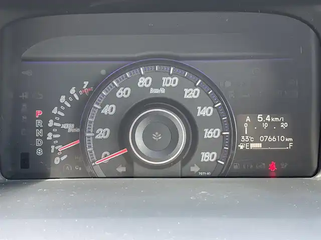ホンダ ステップワゴン 東京都 2014(平26)年 7.7万km プレミアムスパークルブラックパール ベットキッド/社外メモリナビフルセグ　/・ＢｌｕｅｔｏｏｔｈＡｕｄｉｏ　/・CD/SD/DVD/AM/FM/両側パワースライドドア　/キセノンヘッドライト　/クルーズコントロール　/ハーフレザーシート/社外バックカメラ　/パドルシフト　/スマートキー　/純正アルミホイール/社外ETC/電動格納ミラー