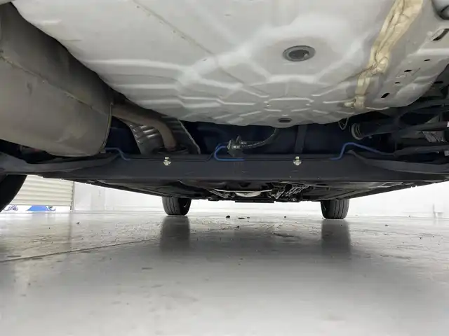 日産 キューブ 15X インディゴ+プラズマ 茨城県 2012(平24)年 8.2万km ビターショコラ 純正ナビ/Bluetooth/フルセグ/CD/DVD/AM/FM/ETC/キセノンヘッドライト/盗難防止装置/スマートキー/スペアキー/オートエアコン/ドアバイザー