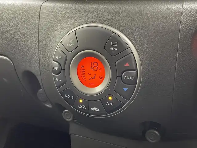 日産 キューブ 15X インディゴ+プラズマ 茨城県 2012(平24)年 8.2万km ビターショコラ 純正ナビ/Bluetooth/フルセグ/CD/DVD/AM/FM/ETC/キセノンヘッドライト/盗難防止装置/スマートキー/スペアキー/オートエアコン/ドアバイザー
