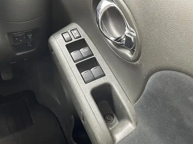 日産 キューブ 15X インディゴ+プラズマ 茨城県 2012(平24)年 8.2万km ビターショコラ 純正ナビ/Bluetooth/フルセグ/CD/DVD/AM/FM/ETC/キセノンヘッドライト/盗難防止装置/スマートキー/スペアキー/オートエアコン/ドアバイザー