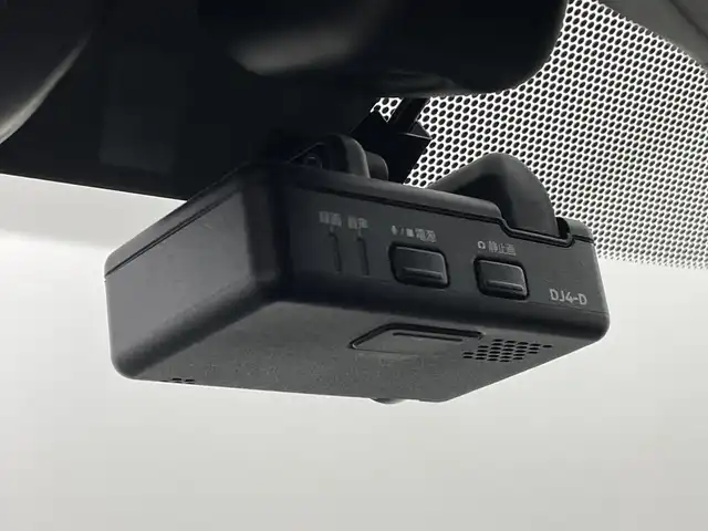 日産 ノート e－パワー X 新潟県 2018(平30)年 3.4万km ガーネットレッド 純正ナビ/　　フルセグ/CD/DVD/BT/アラウンドビューモニター/レーダークルーズコントロール/オートライト/純正15インチアルミホイール/ステアリングスイッチ/デジタルインナーミラー/スマートキー/ETC