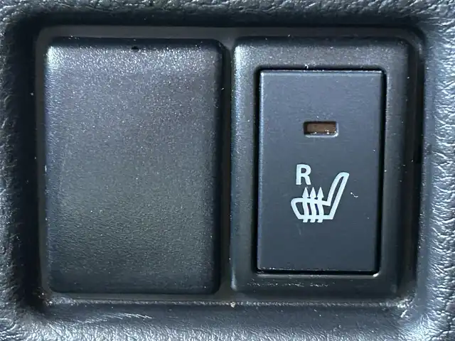 スズキ スペーシア カスタム HYBRID GS 大阪府 2021(令3)年 4.7万km ブルーイッシュブラックパール3 社外メモリナビ（MDV-D708BTW）/CD/DVD/フルセグTV/BT/iPod/USB/デュアルセンサーブレーキサポート/発進お知らせ機能/アダクティブクルーズコントロール/レーンキープアシスト/ハイビームアシスト/バックカメラ/コーナーセンサー/シートヒーター/リア席ロールサンシェード/USB充電ポート/オートライト/フロントフォグ/ETC/前後ドライブレコーダー/スペアキー