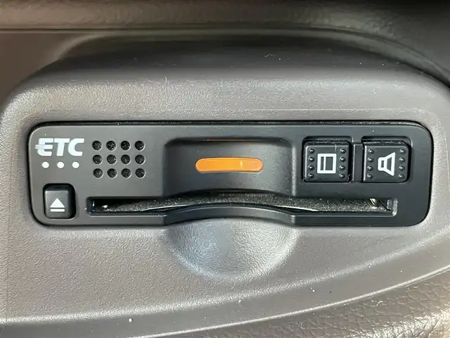 ホンダ Ｎ ＯＮＥ セレクト 兵庫県 2018(平30)年 4.2万km プレミアムアイボリーパール2トーン 純正メモリナビ/前席シートヒーター/バックカメラ/ヘッドライトレベライザ/純正フロアマット/純正ドアバイザー/ビルトインETC/ステアリングリモコン/スイッチスタート/CD/DVD/typeC入力端子/Bluetooth接続/横滑り防止装置