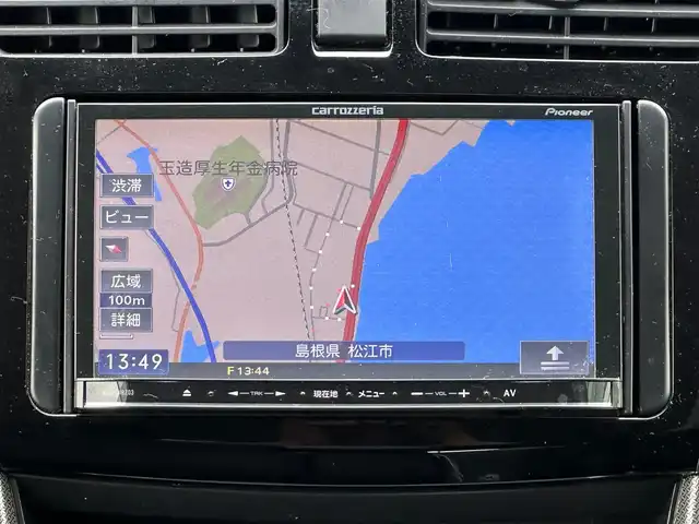 ダイハツ ムーヴ カスタム X SA 島根県 2013(平25)年 6.1万km パールホワイトⅢ 4WD/スマートアシスト/社外メモリナビ /CD/ワンセグTV/LEDオートライト/スマートキー/プッシュスタート/フロアマット/純正AW付きサマータイヤ積込