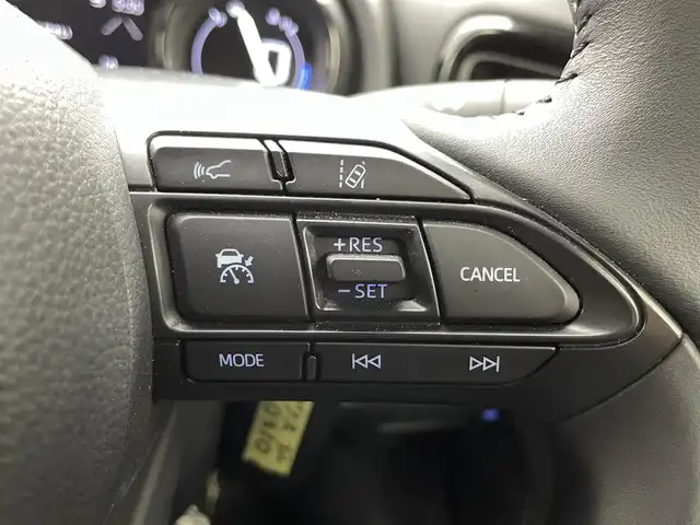 トヨタ ヤリス ハイブリッド Z 福井県 2021(令3)年 3.3万km ホワイトパールクリスタルシャイン 純正ディスプレイオーディオ/バックカメラ/ドライブレコーダー/シートヒーター/トヨタセーフティセンス/・プリクラッシュセーフティ/・レーントレーシングアシスト/・ブラインドスポットモニター/・オートマチックハイビーム/・レーダークルーズコントロール/LEDヘッドライト/オートライト/スマートキー