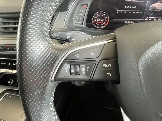 アウディ Ｑ７ 2．0TFSIクワトロ 山形県 2016(平28)年 7.3万km 黒 ・純正ナビ/・レインセンサー/・アンビエントライト/・アダプティブクルーズコントロール/・コーナーセンサー/・パワーシート/・シートヒーター/・パワーリアゲート/・フルセグ/AM/FM/Bluetooth/・ブラインドスポットモニター/・横滑り防止/・オートライト/・3列シート/・360°カメラ/・レーンキープアシスト