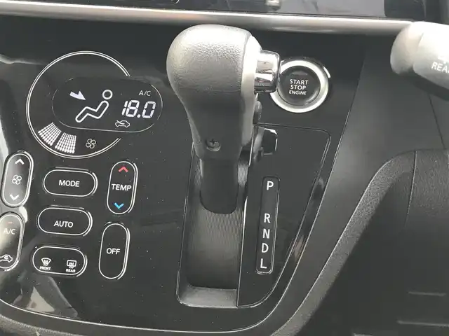 日産 デイズ ルークス ハイウェイスターX 富山県 2020(令2)年 6.3万km スパークリングレッドM 純正ナビ/フルセグTV/Bluetooth/全周囲カメラ/衝突被害軽減ブレーキ/レーンキープアシスト/コーナーセンサー/片側パワースライドドア/革巻きステアリング/ステアリングスイッチ/スマートキー/プッシュスタート/LEDヘッドライト/オートライト/オートハイビーム/ETC