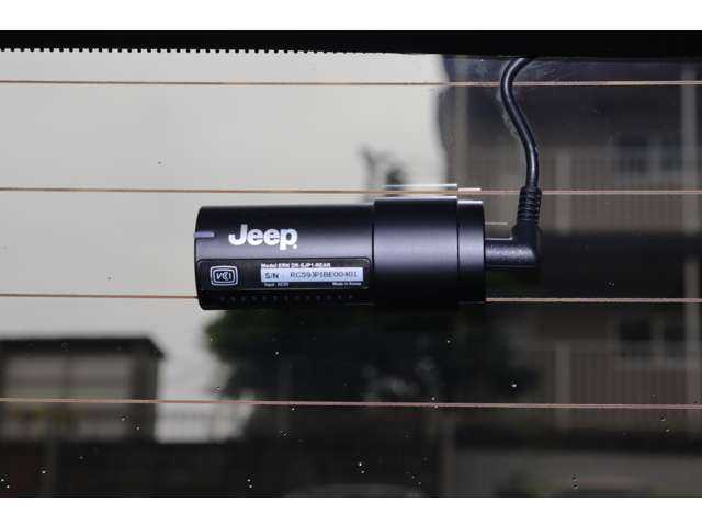 クライスラー・ジープ ジープ レネゲード リミテッド 大分県 2020(令2)年 6.5万km 青 ワンオーナー/前面衝突警報/ブラインドスポットモニター/LaneSenseTM車線逸脱警報プラス/純正ナビ/CarPlay/Bluetooth/バックカメラ/白革/シートヒーター/パワーシーター/ステアリングヒーター/純正17インチAW/ETC/純正前後ドライブレコーダー