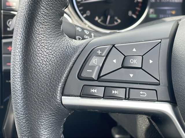 日産 エクストレイル 20Xi Vセレクション 三重県 2020(令2)年 4万km ブリリアントホワイトパール ALPINE10型ナビ/全周囲/後席フリップダウンモニター/デジタルインナーミラー/全席シートヒーター/プロパイロット/電子パーキング/前後ドライブレコーダー/ビルトインETC/レーダークルーズコントロール/電動リヤゲート/革巻きステアリング/ヒーテッドドアミラー/電動格納ミラー/禁煙車