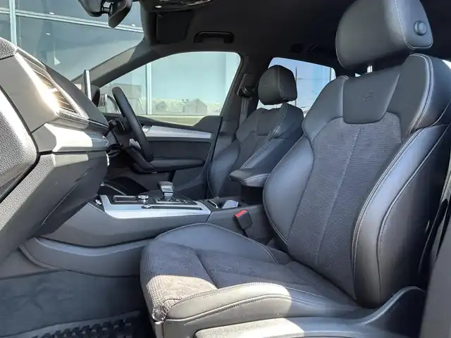 アウディ Ｑ５ 40TDIクワトロ スポーツ 岐阜県 2019(令1)年 4万km 黒 Sラインパッケージ/アシスタンスパッケージ/ダイナミックターンインジゲーター/アウディプレセンスベーシック/アウディプレセンスリア/サウンドビューカメラ/アダプティブクルーズコントロール/アクティブレーンアシスト/アウディプレセンスシティ/アウディサイドアシスト/純正MMIナビゲーション/Bluetooth/スマートフォンインターフェイス/AppleCarPlay/Android Auto/バーチャルコックピット/S lineパッケージ/スポーツサスペンション/アルミホイール/アルカンターラ/ヘッドライニングブラック/マルチカラーアンビエントライティング/ステンレススチールフットペダル