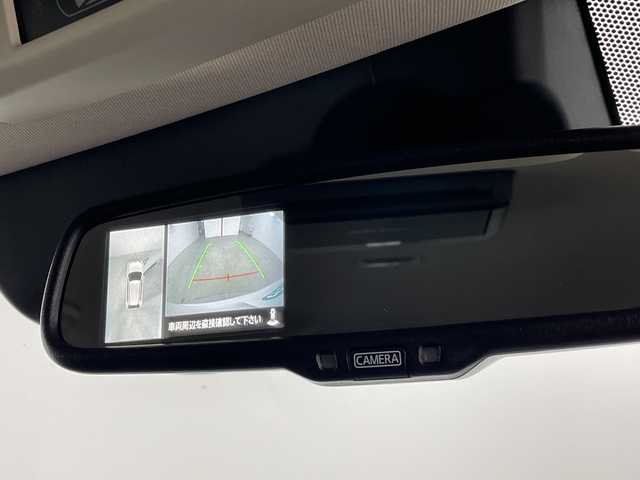 三菱 アウトランダー ＰＨＥＶ 新潟県 2020(令2)年 4.4万km シルキーホワイト 4WD/フリップダウンモニター/社外ナビ/　　フルセグ/CD/DVD/BT/アラウンドビューモニター/パワーバックドア/レーダークルーズコントロール/LEDオートライト/ハーフレザーシート/パワーシート/純正18インチアルミホイール/アイドリングストップ/ルーフレール/スマートキー/ETC