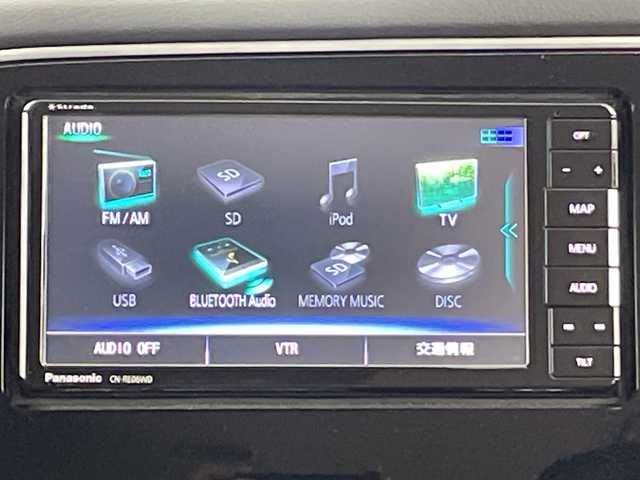 三菱 アウトランダー ＰＨＥＶ 新潟県 2020(令2)年 4.4万km シルキーホワイト 4WD/フリップダウンモニター/社外ナビ/　　フルセグ/CD/DVD/BT/アラウンドビューモニター/パワーバックドア/レーダークルーズコントロール/LEDオートライト/ハーフレザーシート/パワーシート/純正18インチアルミホイール/アイドリングストップ/ルーフレール/スマートキー/ETC