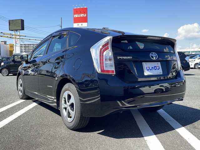 トヨタ プリウス S 熊本県 2012(平24)年 9.8万km ブラック (株)IDOMが運営する【じしゃロン熊本店】の自社ローン専用車両になります。/こちらは現金またはオートローンご利用時の価格です。自社ローンご希望の方は別途その旨お申付け下さい/純正ナビ（ＴＶ　ＣＤ）　/バックカメラ　/ビルトインＥＴＣ　/純正アルミホイール　/ステアリングスイッチ　/Ｗ＋サイドエアバッグ　/ＡＡＣ　/電動格納ミラー　/キセノンヘッドライト　/オートライト