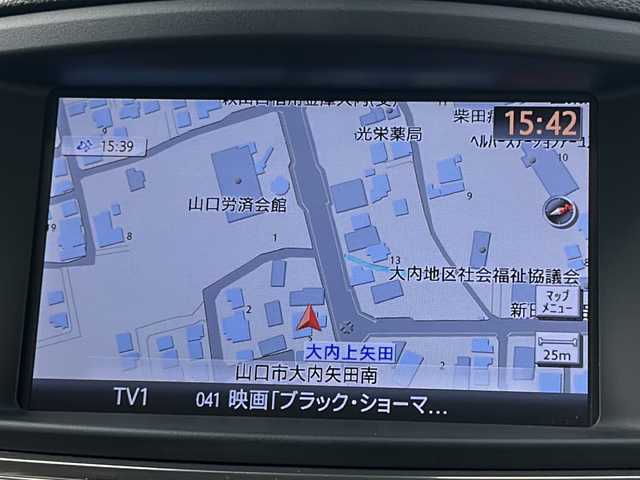 日産 エルグランド 250HWS S アーバンクロム 岩手県 2019(令1)年 5.7万km ブリリアントホワイトパール ワンオーナー/4WD/純正ナビ/DVD/CD/MSV/フルセグTV/全周囲カメラ/ハーフレザーシート/両側パワースライドドア/純正エアロ/NISMO１９インチアルミホイール/純正LEDヘッドライト/純正フォグランプ/オートライト/パワーバックドア/ウッドコンビステアリング/ステアリングスイッチ/クルーズコントロール/ウッド調パネル/助手席/セカンドシートオットマン/衝突被害軽減ブレーキ/LKA/横滑り防止/コーナーセンサー/スマートキー×２/ビルトインETC/純正フロアマット/ドアバイザー/電動格納ウインカードアミラー