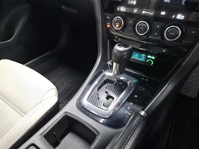 マツダ アテンザ セダン 25S Lパッケージ 兵庫県 2014(平26)年 8.7万km ディープクリスタルブルーマイカ 〇社外ナビ/〇フルセグTV/〇バックカメラ/〇ETC/〇レーダークルーズコントロール/〇リアビークルモニタリングシステム/〇SRSエアバッグ/〇スマートブレーキサポート/〇左右独立温度調整オートエアコン/〇革巻きステアリングホイール/〇パドルシフト/〇白本革シート/〇シートヒーター/パワーシート/〇純正19インチアルミホイール/〇アドバンストキーレスエントリーシステム/〇禁煙車