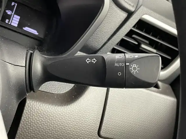 ダイハツ トール G 埼玉県 2020(令2)年 5.2万km レーザーブルークリスタルシャイン スマートアシスト　ＡＬＰＩＮＥ９インチナビ　パノラマモニター　ＥＴＣ　ドライブレコーダー　シートヒーター　レーダークルーズコントロール　ＨＤＭＩ　社外アルミホイール　オートライト　ＬＥＤヘッドライト
