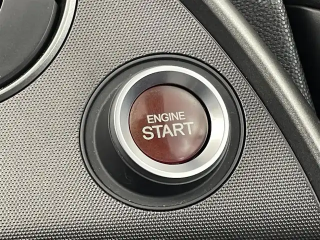 ホンダ シビック タイプR ユーロ 埼玉県 2009(平21)年 10万km チャンピオンシップホワイト 純正オーディオ　ＥＴＣ　ＨＩＤヘッドライト　Ｒｓｐｅｃシート　純正アルミホイール　６速ＭＴ　プッシュスタート　キーレス　フォグランプ　ステアリングスイッチ　ＣＤ再生　リアソナー　純正フロアマット