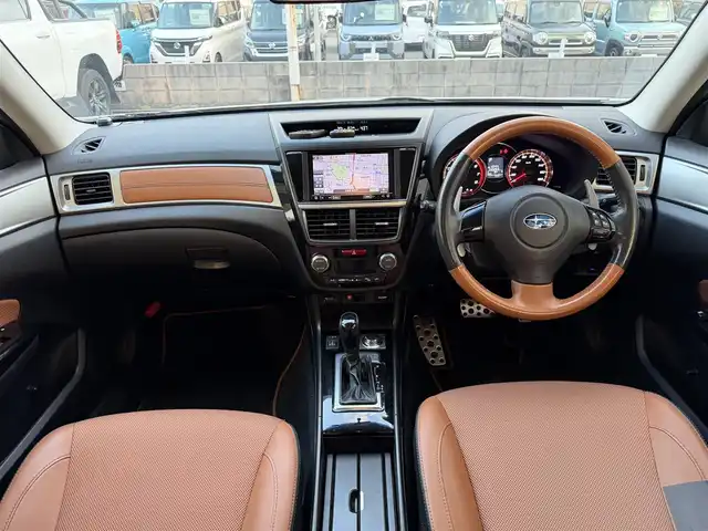 スバル エクシーガクロスオーバー７ 2．5i アイサイト 兵庫県 2016(平28)年 14.1万km クリスタルホワイトP 社外メモリーナビ/（CD/DVD/BT/フルセグTV）/バックカメラ/フリップダウンモニター/ハーフレザーシート/前席シートヒーター/アイサイト/HIDヘッドライト/AUTOライト/アイドリングストップ/前後ドライブレコーダー/ETC/スマートキー/スペアキー/保証書/取扱説明書