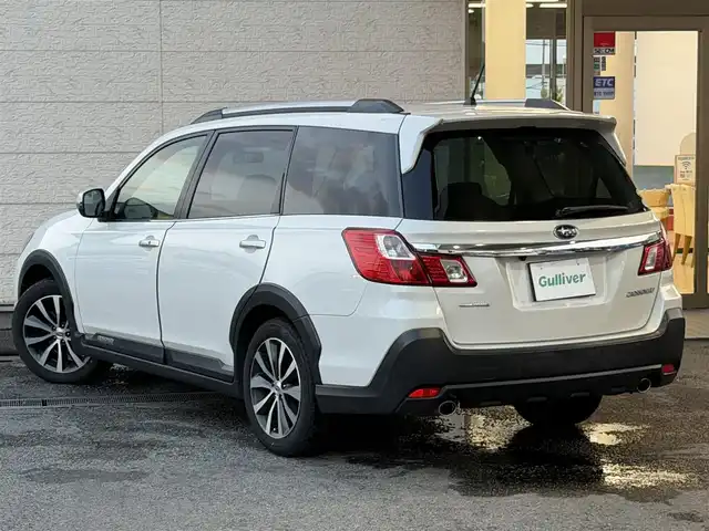 スバル エクシーガクロスオーバー７ 2．5i アイサイト 兵庫県 2016(平28)年 14.1万km クリスタルホワイトP 社外メモリーナビ/（CD/DVD/BT/フルセグTV）/バックカメラ/フリップダウンモニター/ハーフレザーシート/前席シートヒーター/アイサイト/HIDヘッドライト/AUTOライト/アイドリングストップ/前後ドライブレコーダー/ETC/スマートキー/スペアキー/保証書/取扱説明書